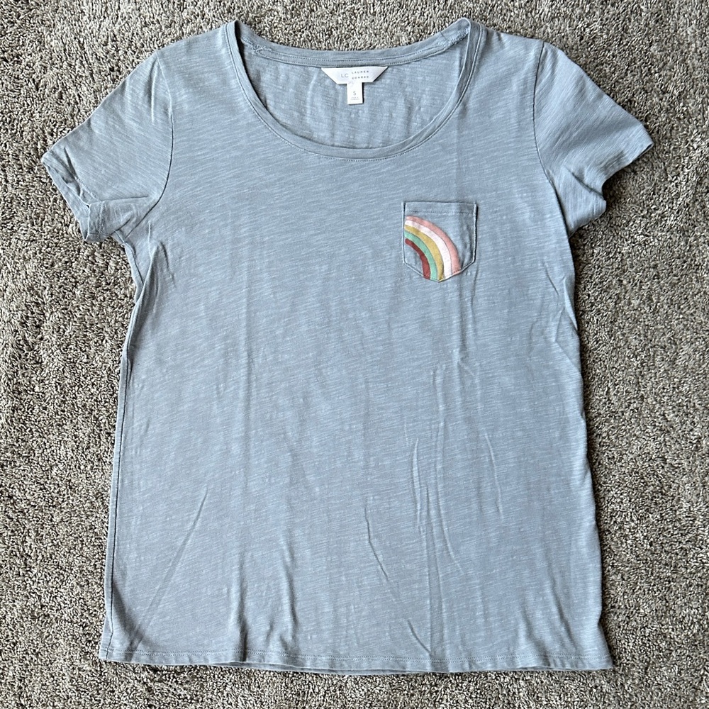 LC Lauren Conrad Light Bluish Gray Tee with Rainbow Pocket